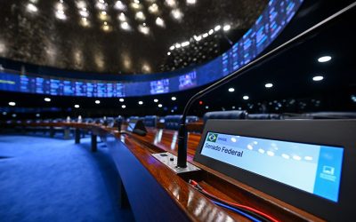Quem disputa o Senado em 2026: veja perfil, partidos e distribuição pelo país