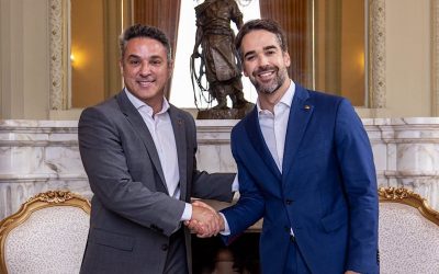 POLÍTICA: Eduardo Leite recebe Luciano Zucco e inicia a transição de governo